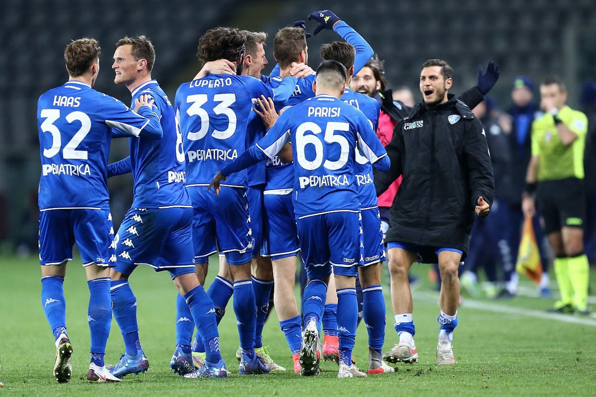 示了他的个 示了他的个